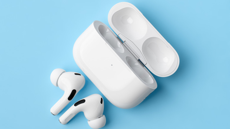 5 common problems owners have with Apple AirPods