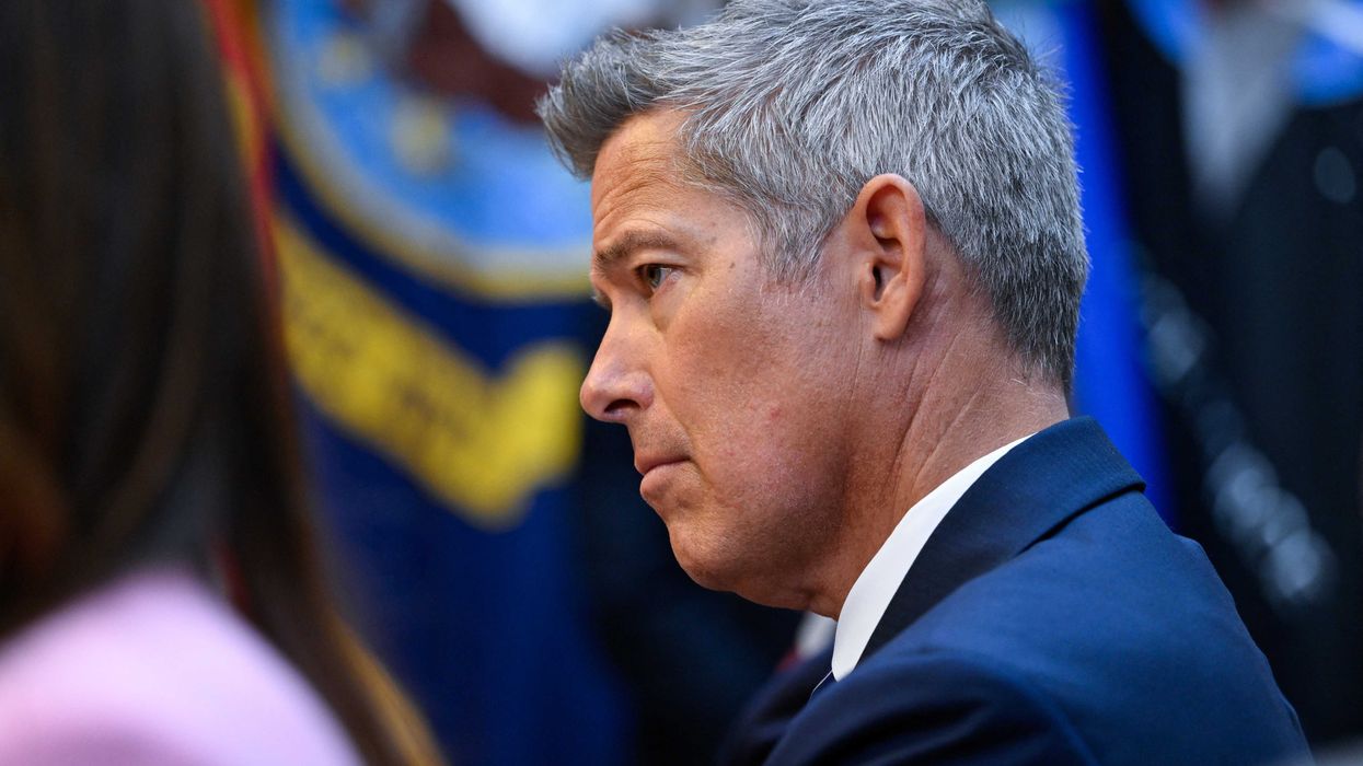 Sean Duffy's humiliating advice to his daughter goes down in flames just like his airports | Opinion