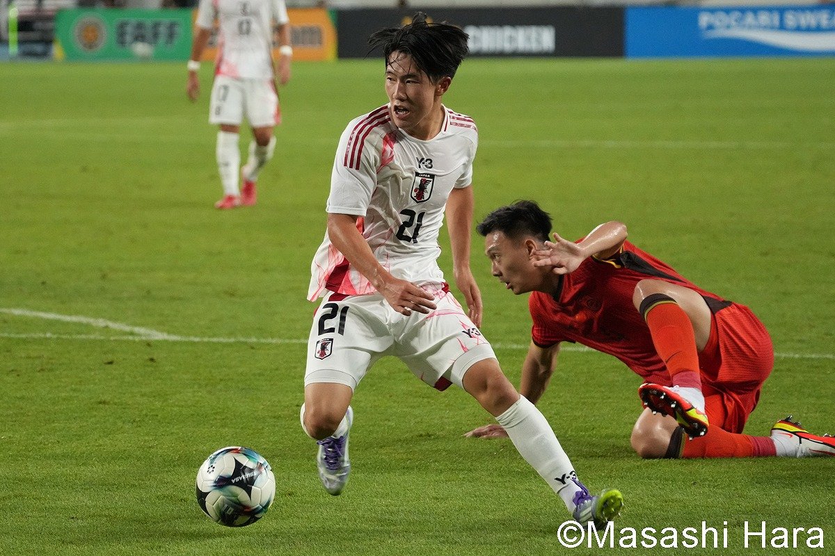 サッカー観戦と｢世界の改札｣最前線(2)便利なオランダの｢回数券」、複雑な中国の｢交通カ｣、世界を変える北中米W杯の｢クレカ乗車｣