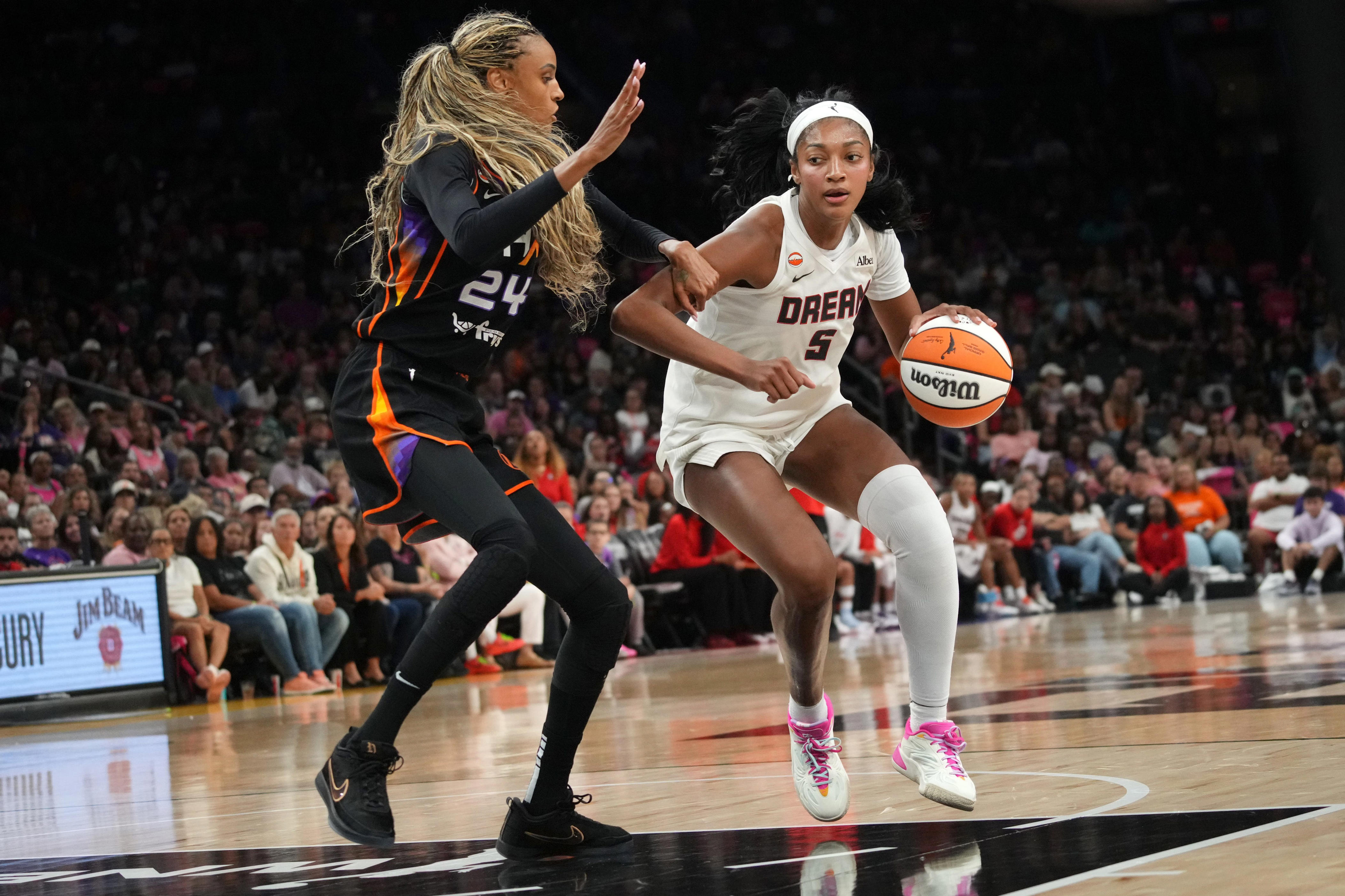 Arizona digest. DeWanna Bonner to sign with Atlanta Dream