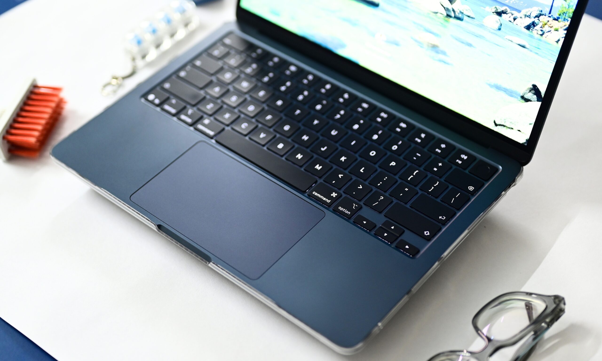 I upgraded from the M1 to the M5 MacBook Air, and the speakers got worse