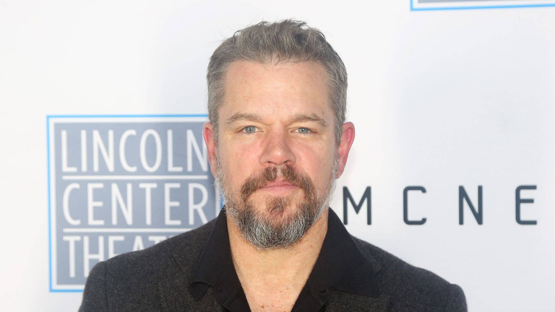 Matt Damon caught on camera in unexpected moment at Disneyland leaves ...