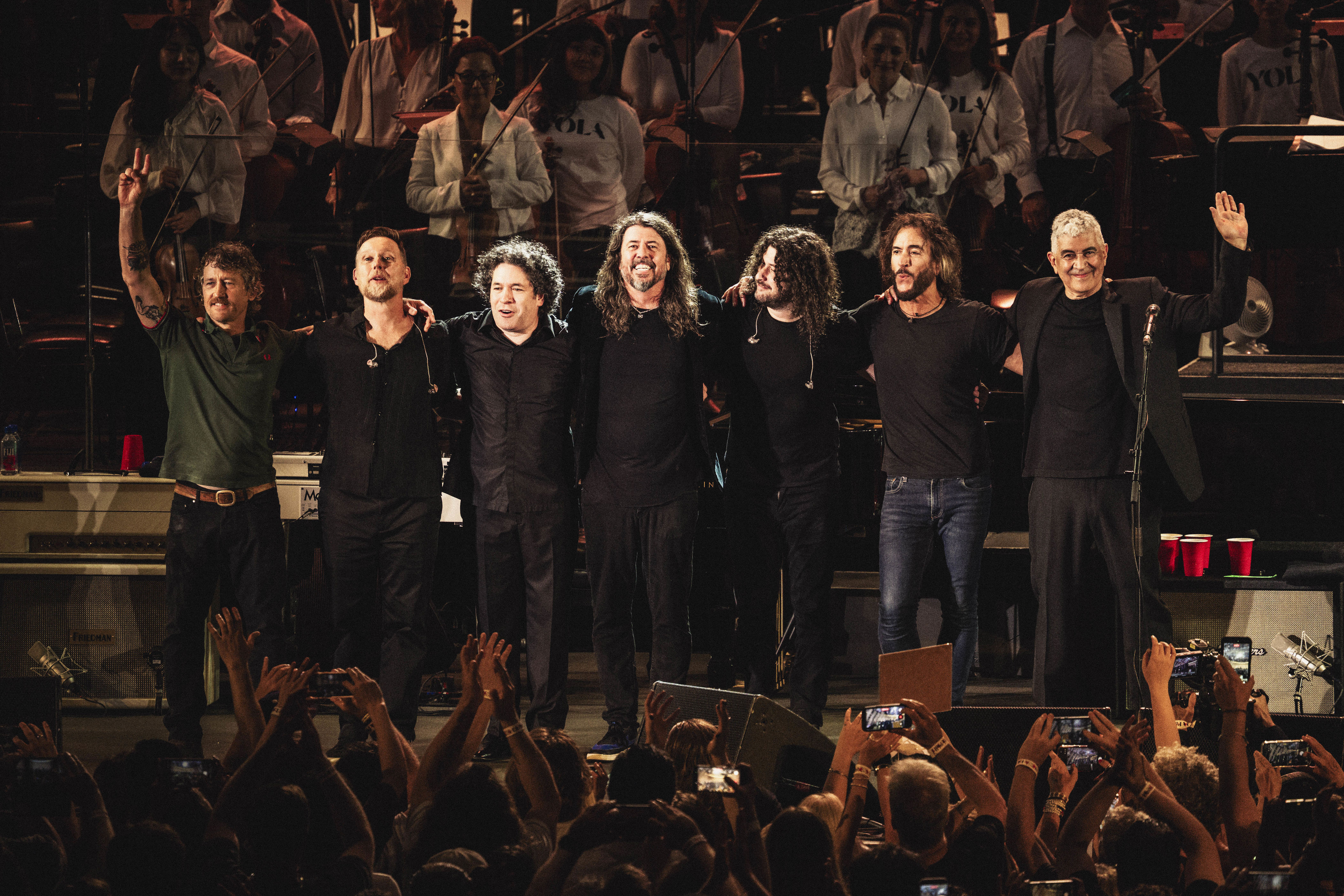 Foo Fighters rock out with Gustavo Dudamel at Bowl: Concert review