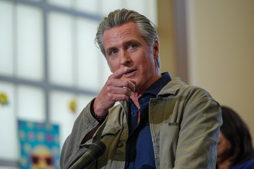 Gavin Newsom and wife Jennifer spotted partying at Noah Kahan concert in San Francisco