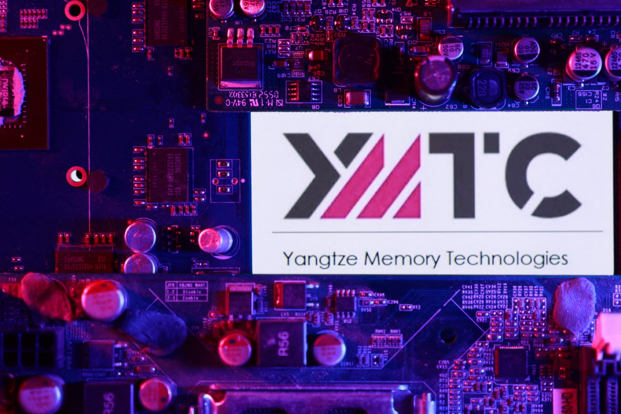 Chinese chip maker YMTC seeks $4.9 billion IPO