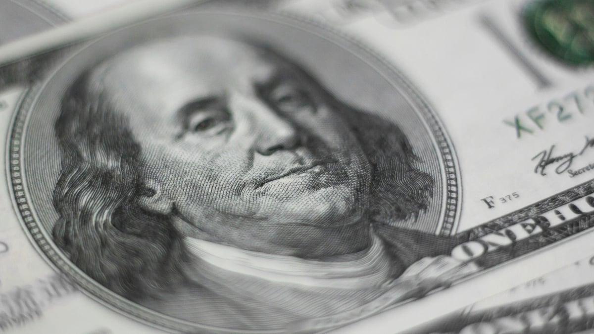 Il dollaro sta perdendo forza. E i mercati emergenti hanno appena lanciato un segnale storico