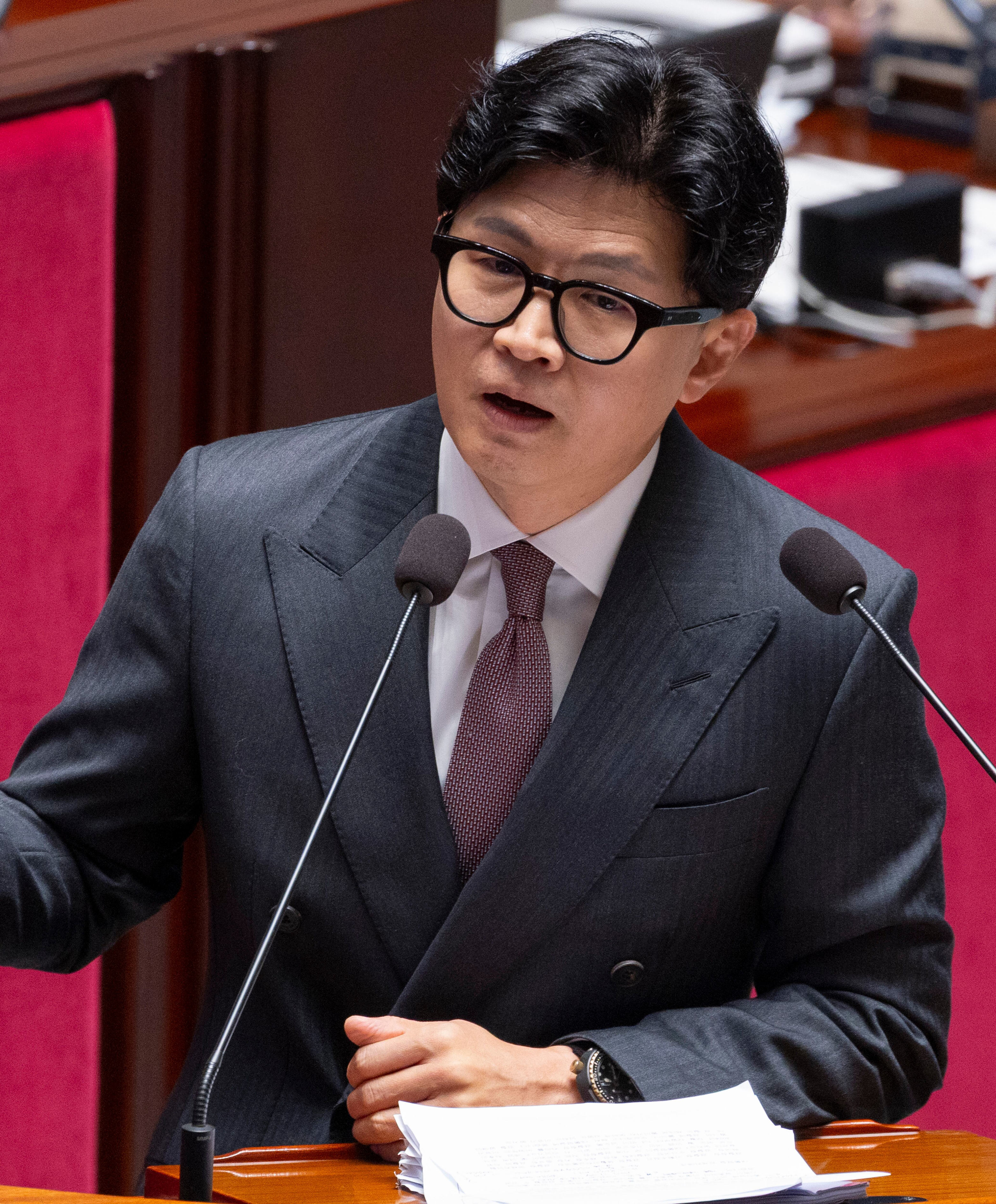 Democratic Party lawmaker Kim Seung-won sends apology text over COVID ...