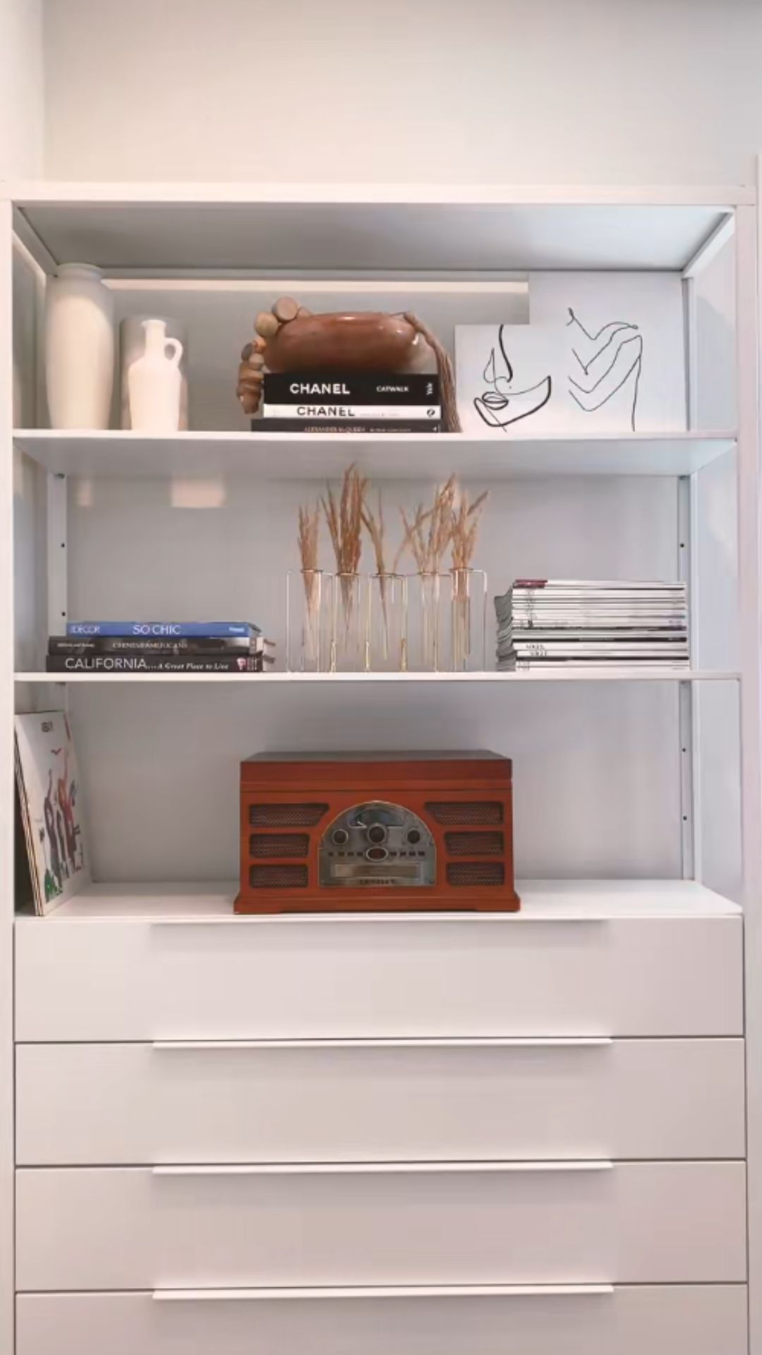 DIY shelf decor ideas for a stylish home upgrade