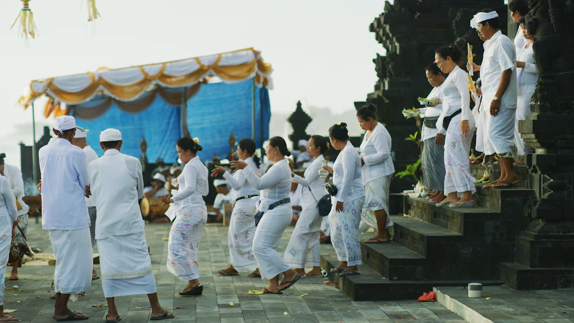 Did religious rituals begin before religion? The evidence goes back ...