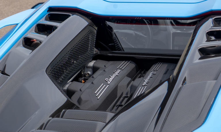 Driving the Lamborghini Revuelto, a 1,001 horsepower hybrid