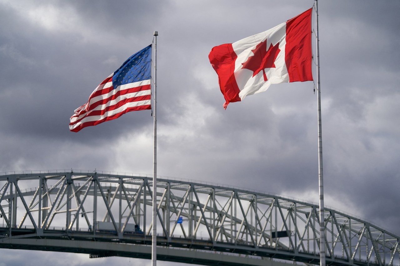Trump threatens 50% tariff on vehicles and parts from Canada