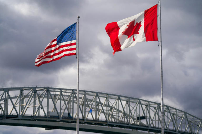 Canada poised to strike back at Trump with retaliatory tariffs