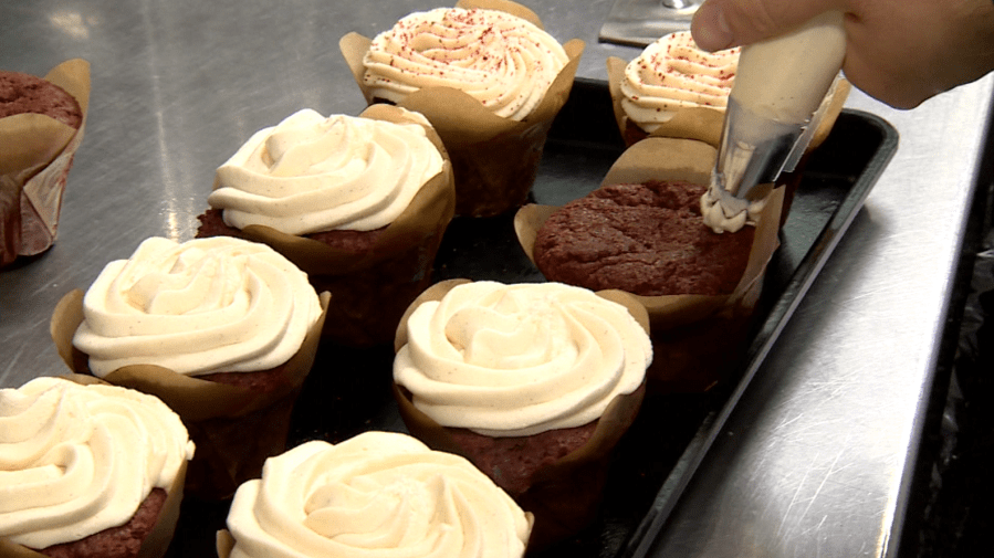 only-diabetic-friendly-bakery-in-las-vegas-fights-to-keep-doors-open
