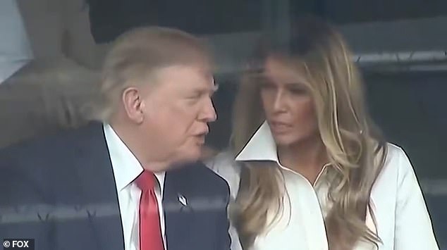 Body language expert: What Trump and Melania whispered about during 'intense' conversation