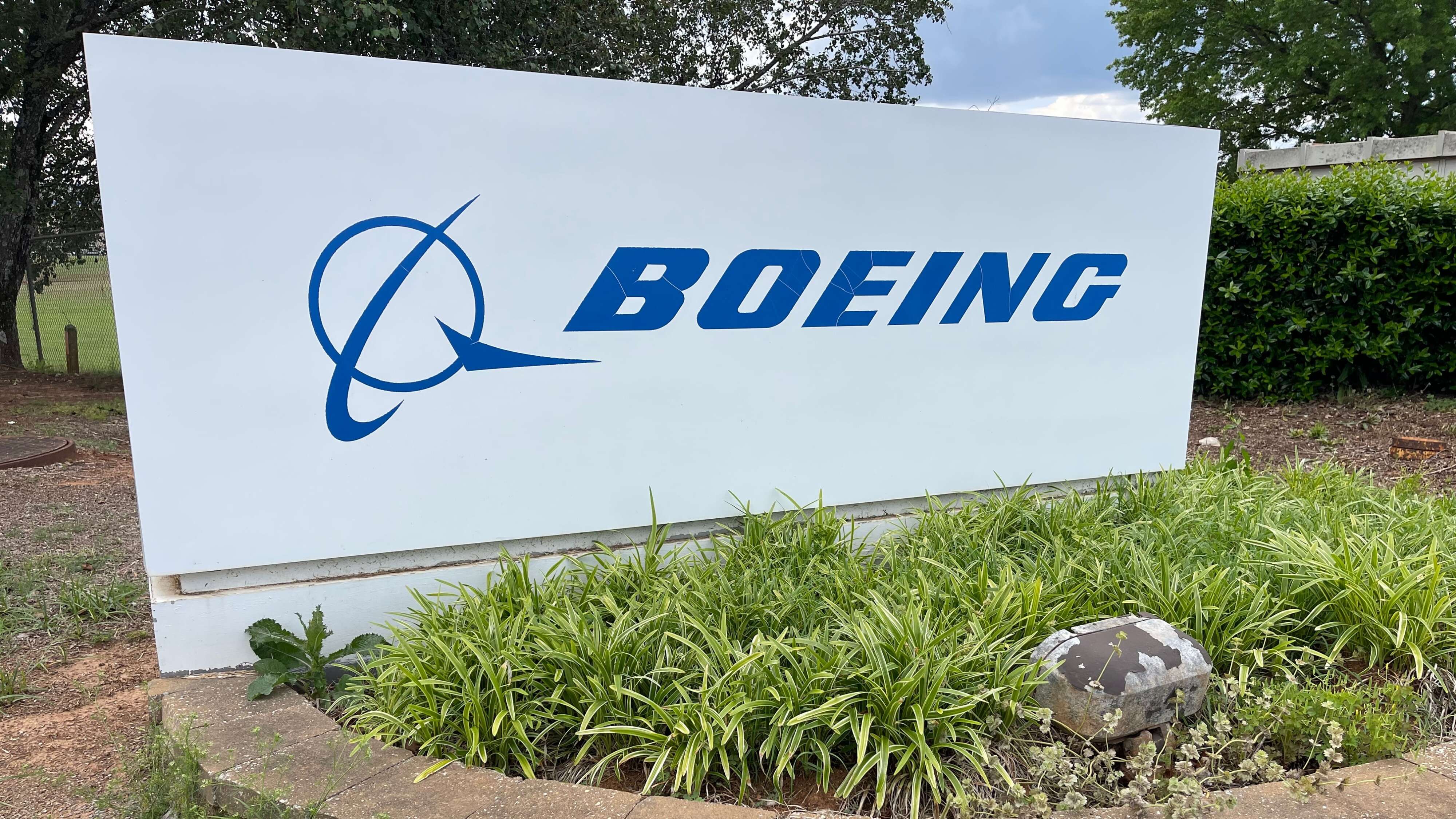 Major defense firm scores contracts for aircraft parts, electronic ...