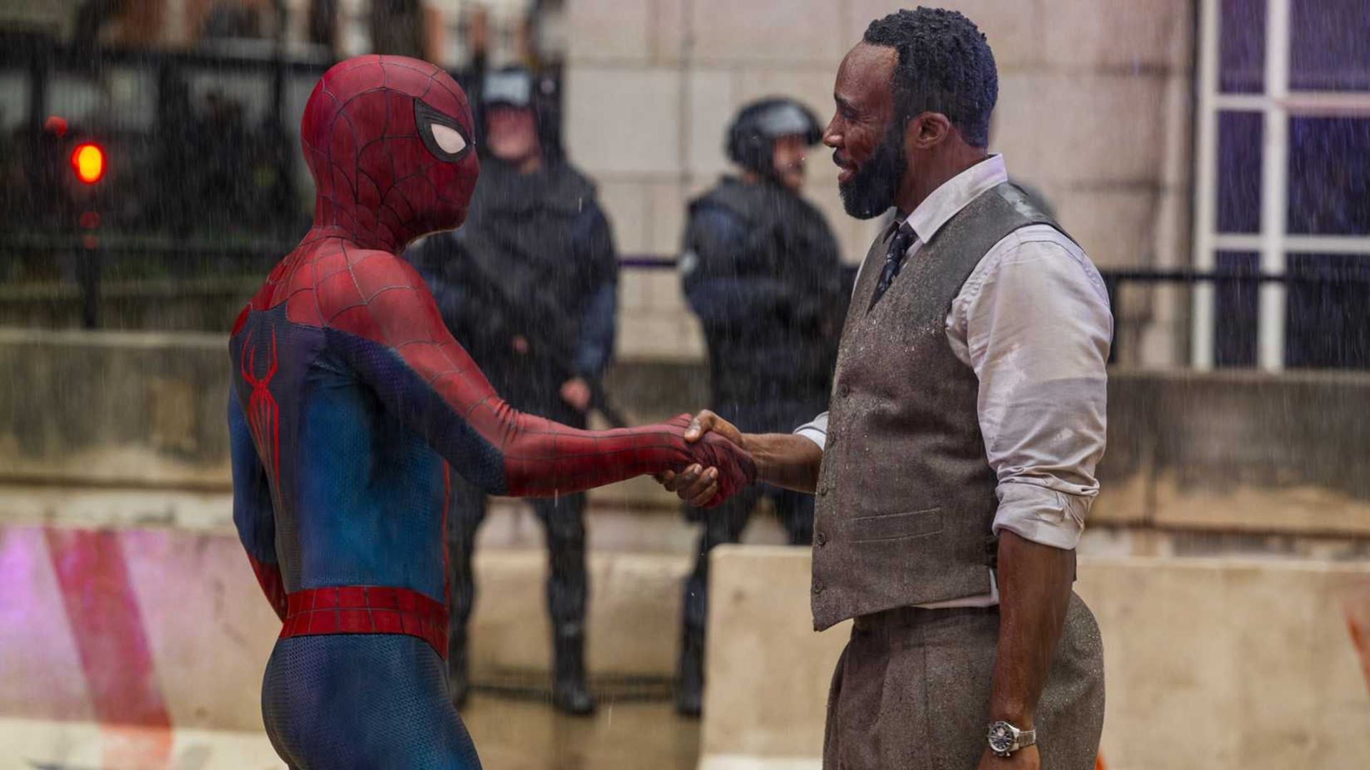 Spider-Man is challenged by Luke Cage on his new official Damage ...