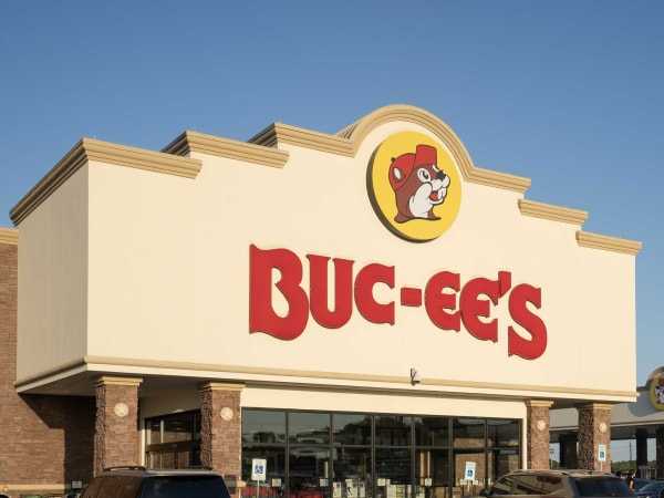 Buc-ee’s draws ire in Ohio for launching fight over mini mart beaver logo