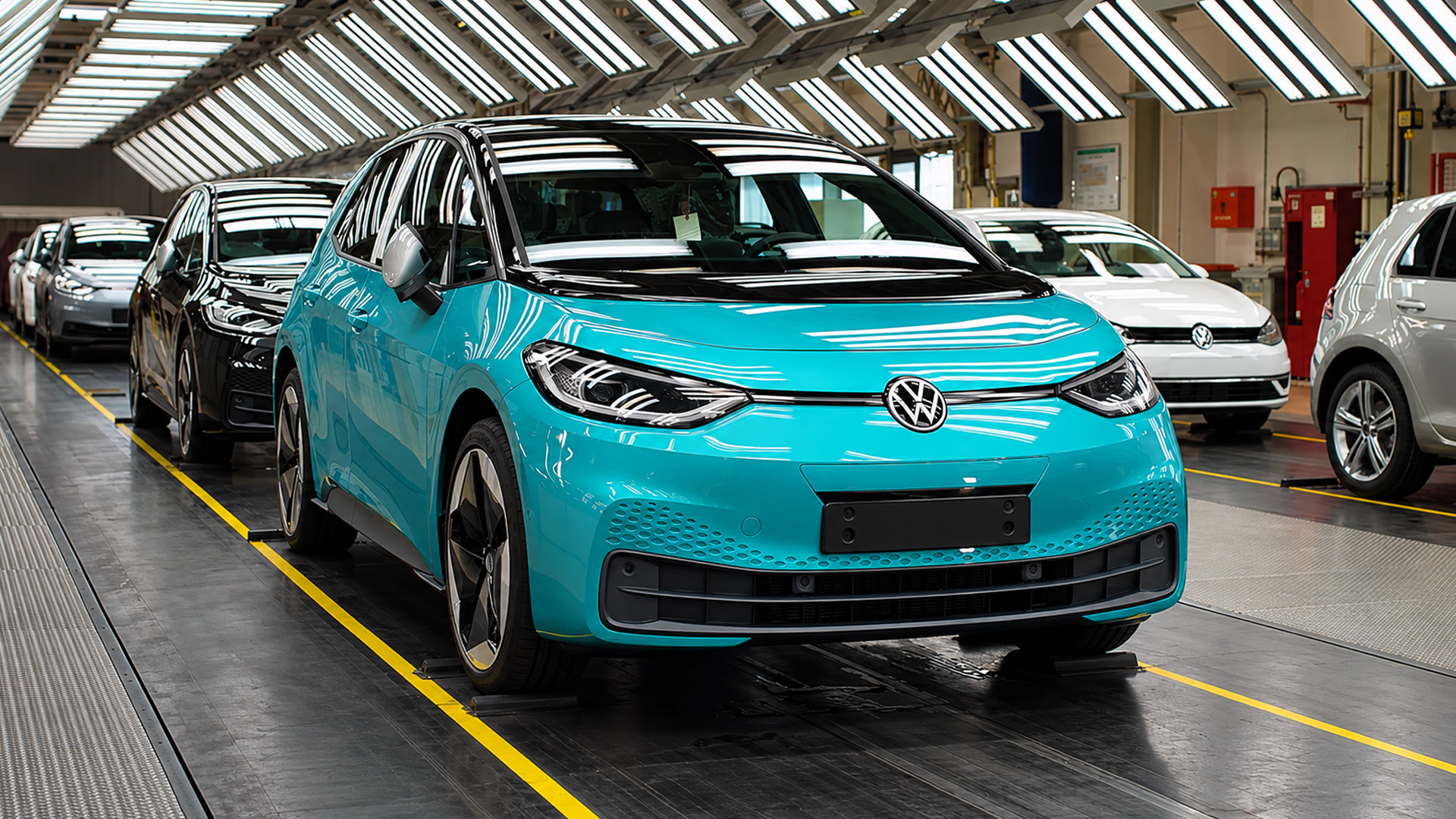 Volkswagen ID3 Brings Modern Design to the Compact Electric Car