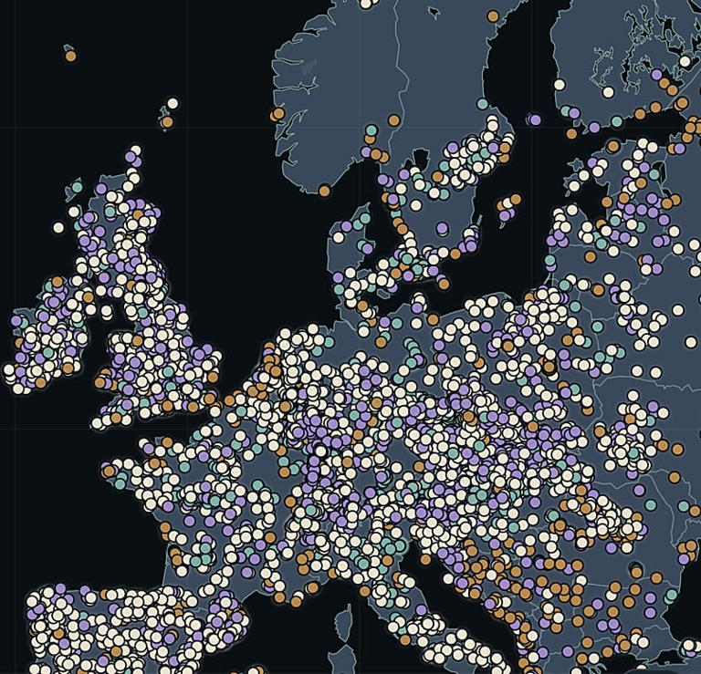 Crazy about castles? This interactive map lets you explore thousands of ...
