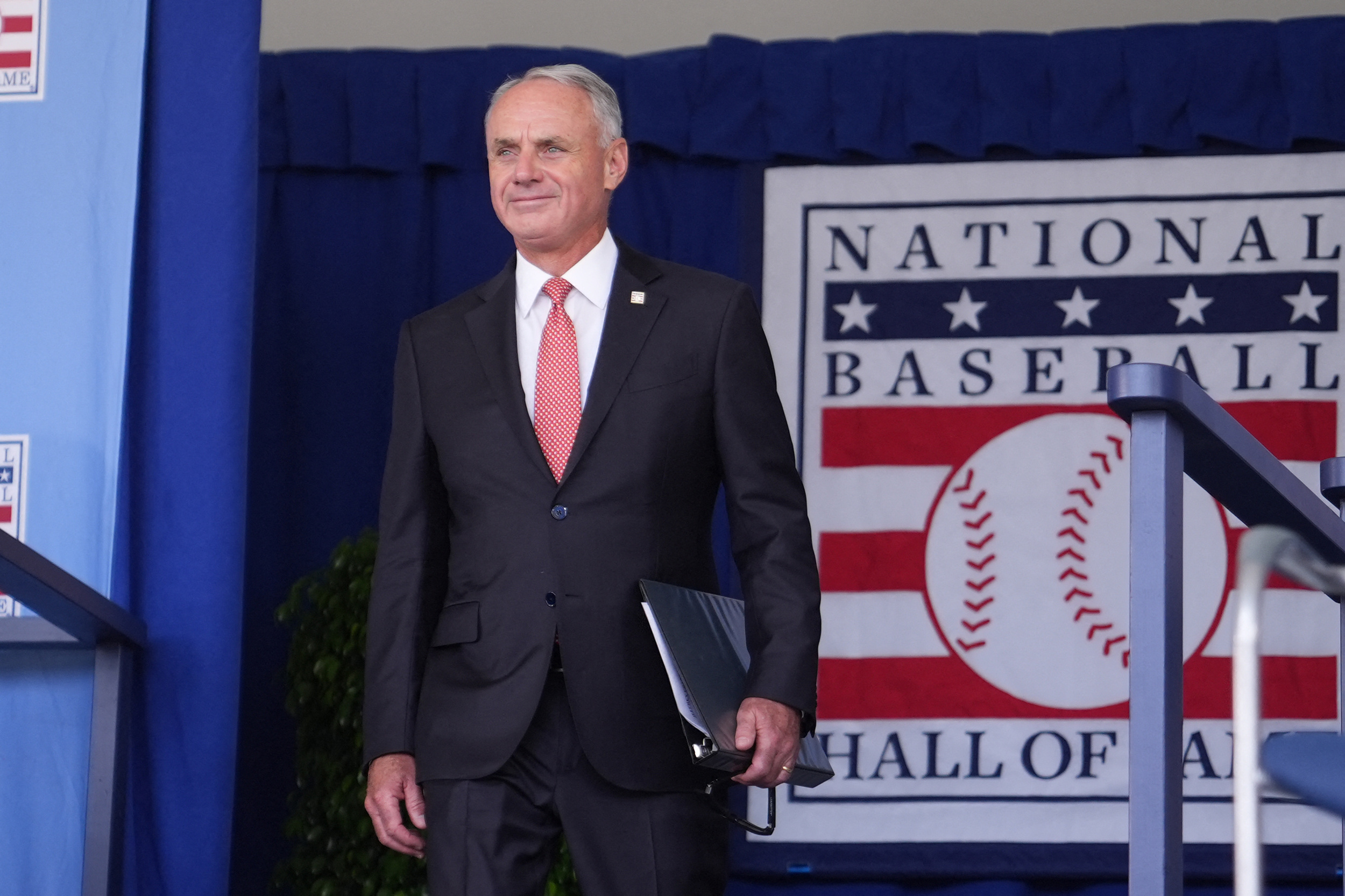 MLB commissioner Rob Manfred makes Little League Classic announcement for 2027