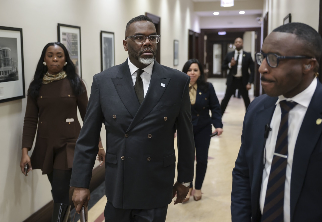Chicago dug itself out of a financial hole. Now it's sliding back in.