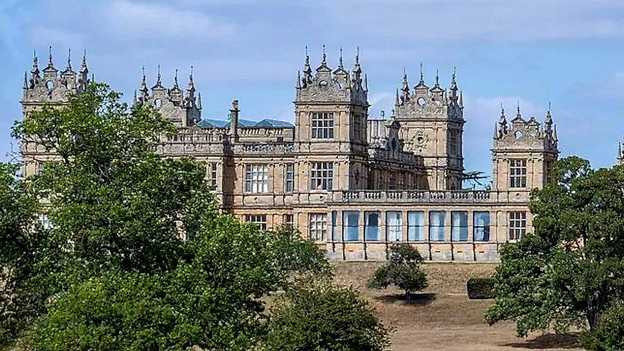 Wayne Manor from Batman Begins faces sale due to bats problem