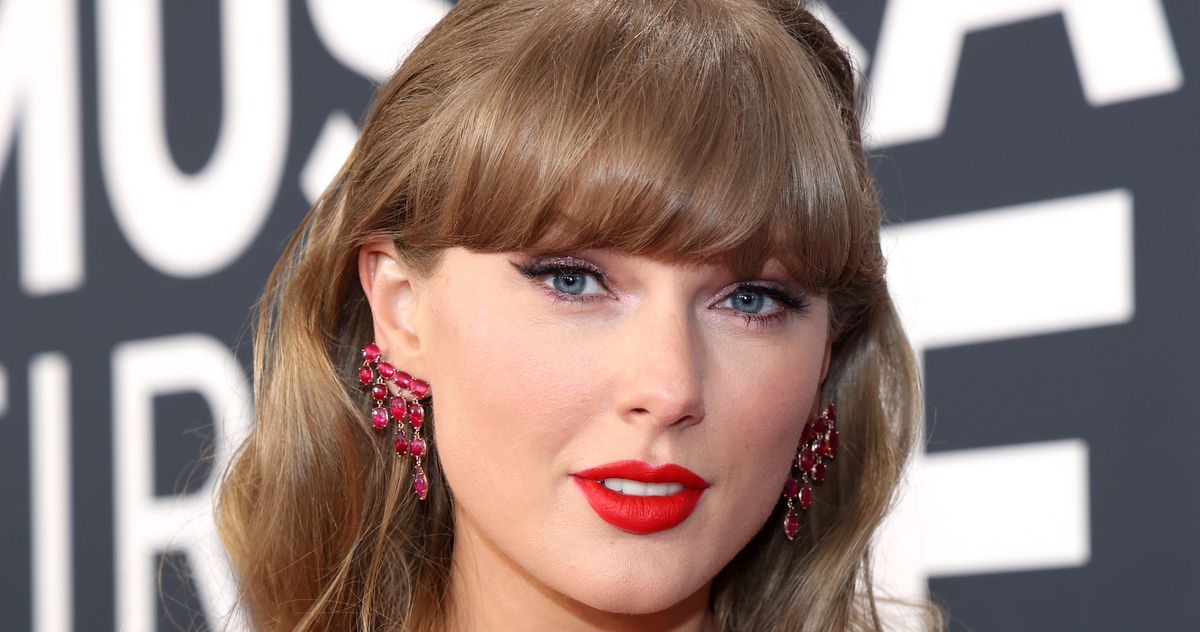 Taylor Swift isn't done with her surprise song mashups