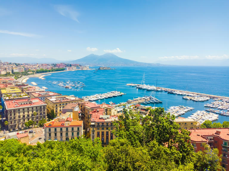 Gorgeous panoramic view of Naples in Italy — © Shutterstock / Gabriele Maltinti