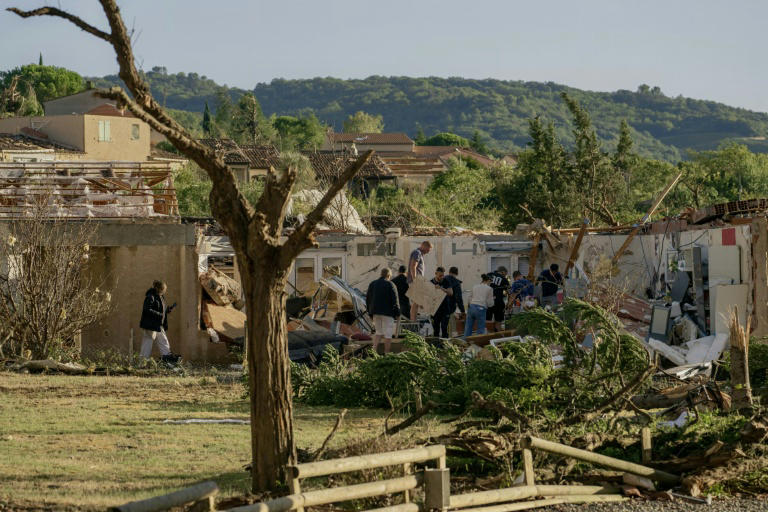 aude-le-village-de-pomas-quasiment-d-truit-par-une-tornade
