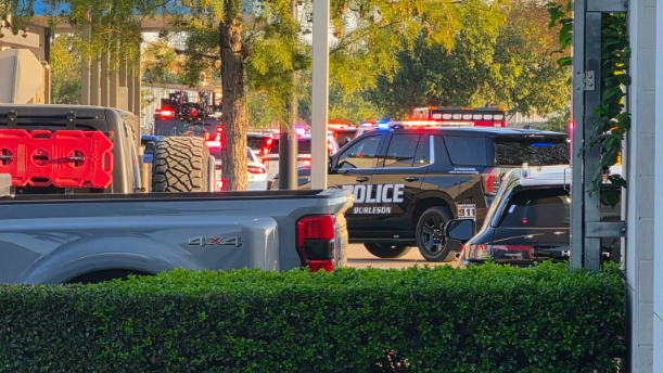 Officer shot, suspect dead after police chase in North Texas, officials say