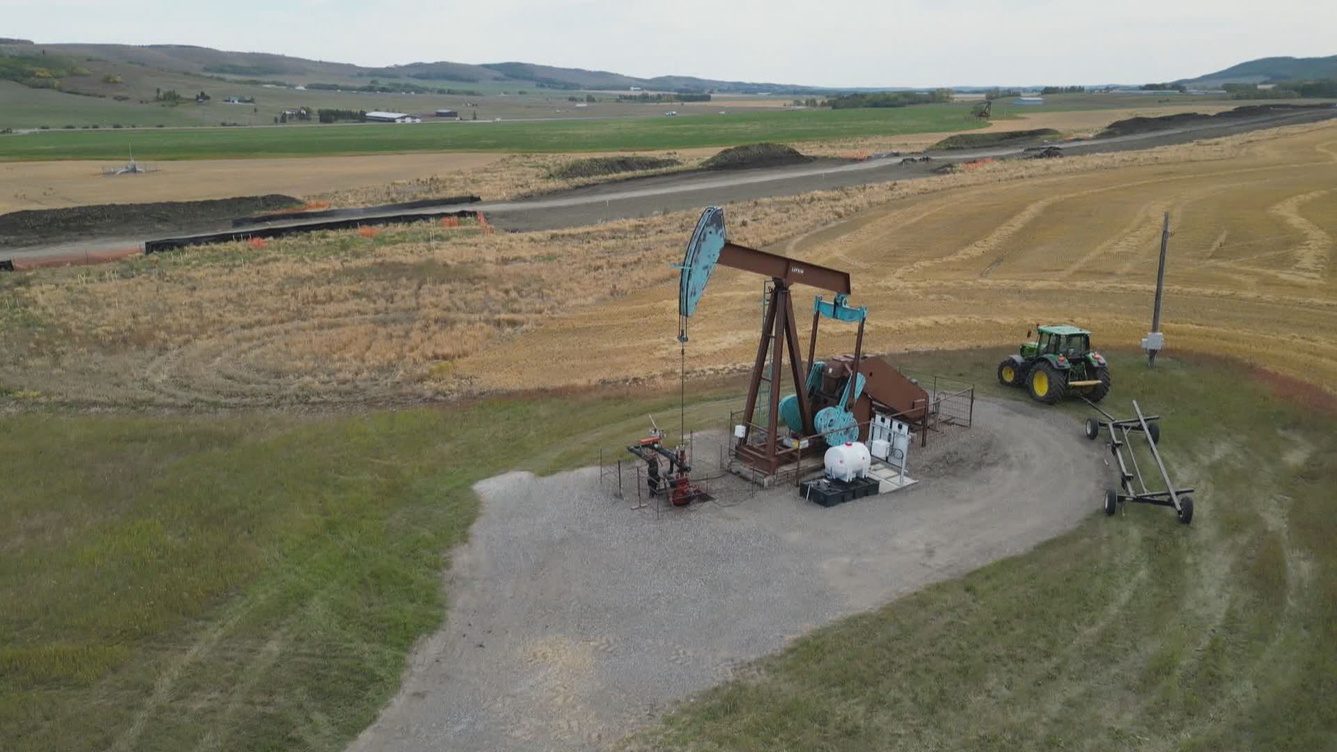 Alberta premier says cutting off energy exports 'not viable' amid US ...