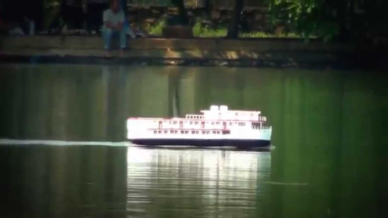 Exploring the Ayapua scale RC riverboat model