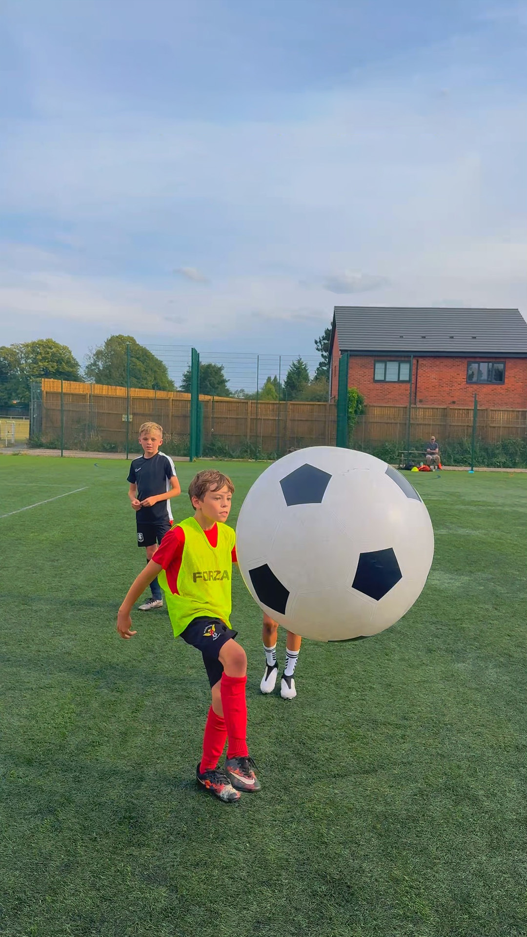 Kickup challenge pays £1 for every touch