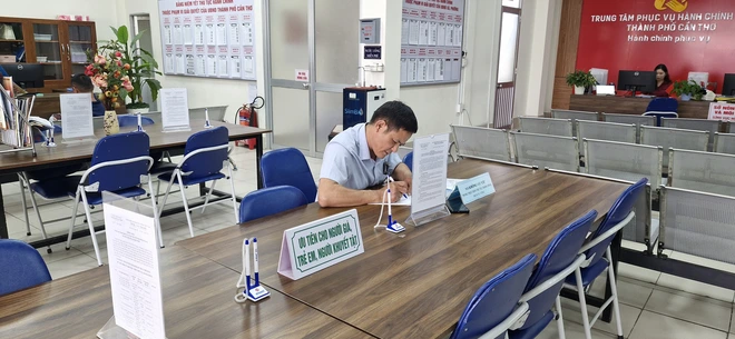 Trung tâm phục vụ hành chính công TP Cần Thơ vắng hoe, do đâu?