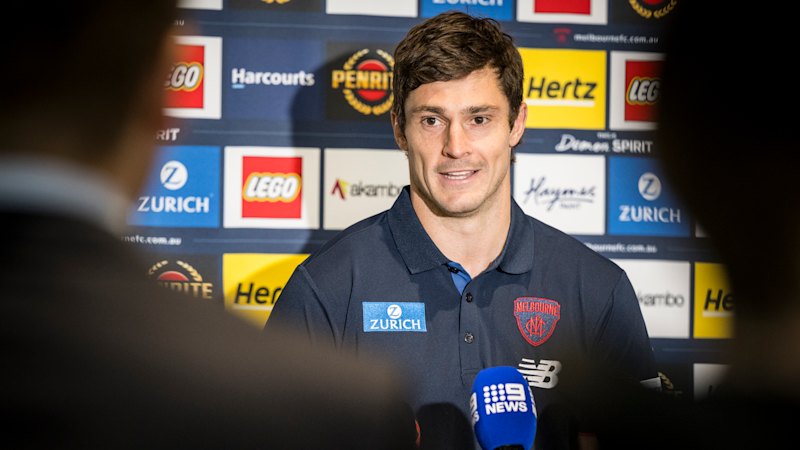 Bombers board to face challenge after Hird misses coaching gig; Steele hardened for finals returned