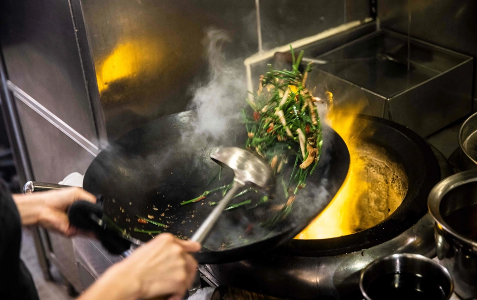master-the-art-of-wok-cooking-at-home