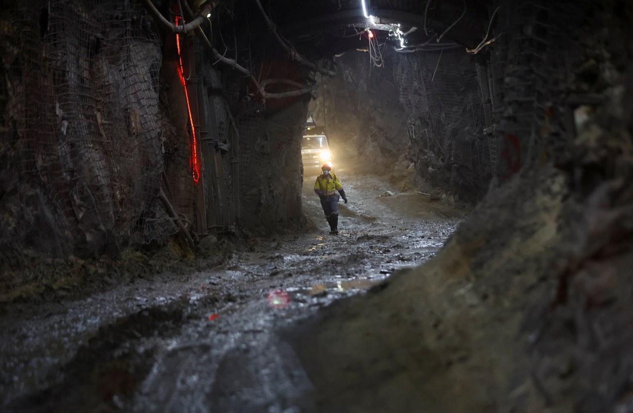 Gold Fields returns more cash to shareholders as earnings jump on higher prices