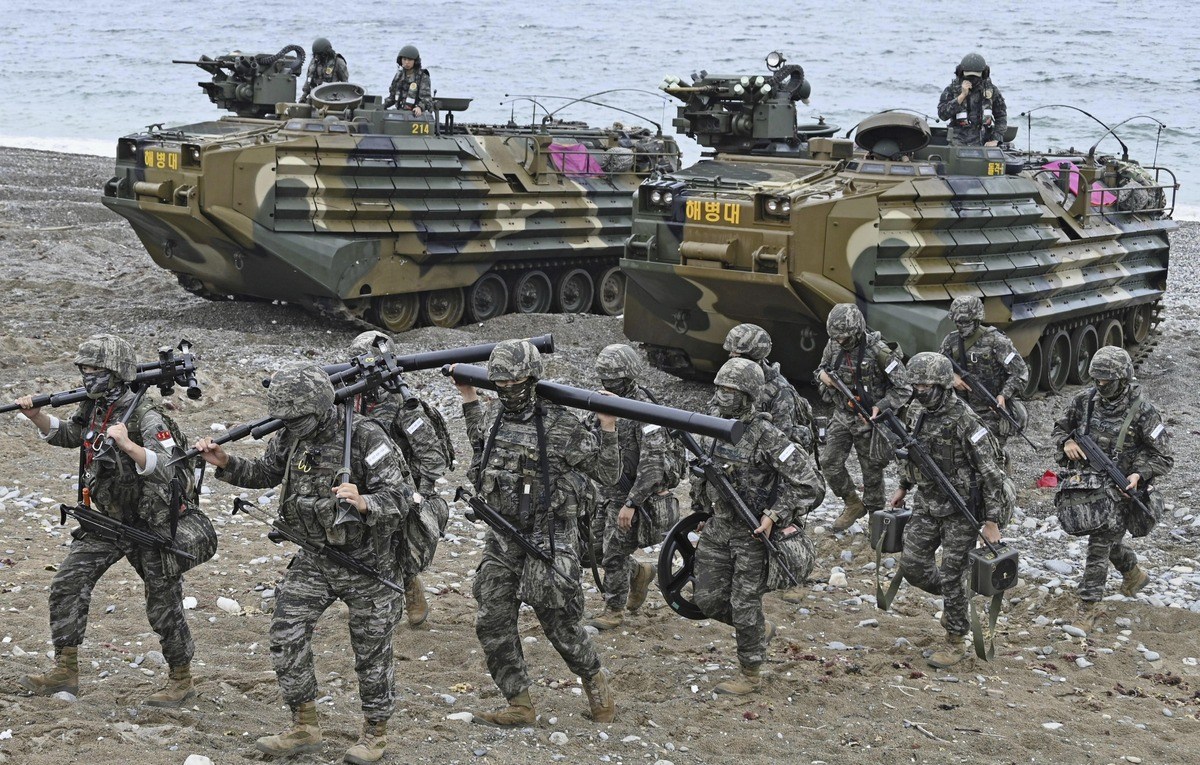 Trump's Korea moves raise questions about US military strength