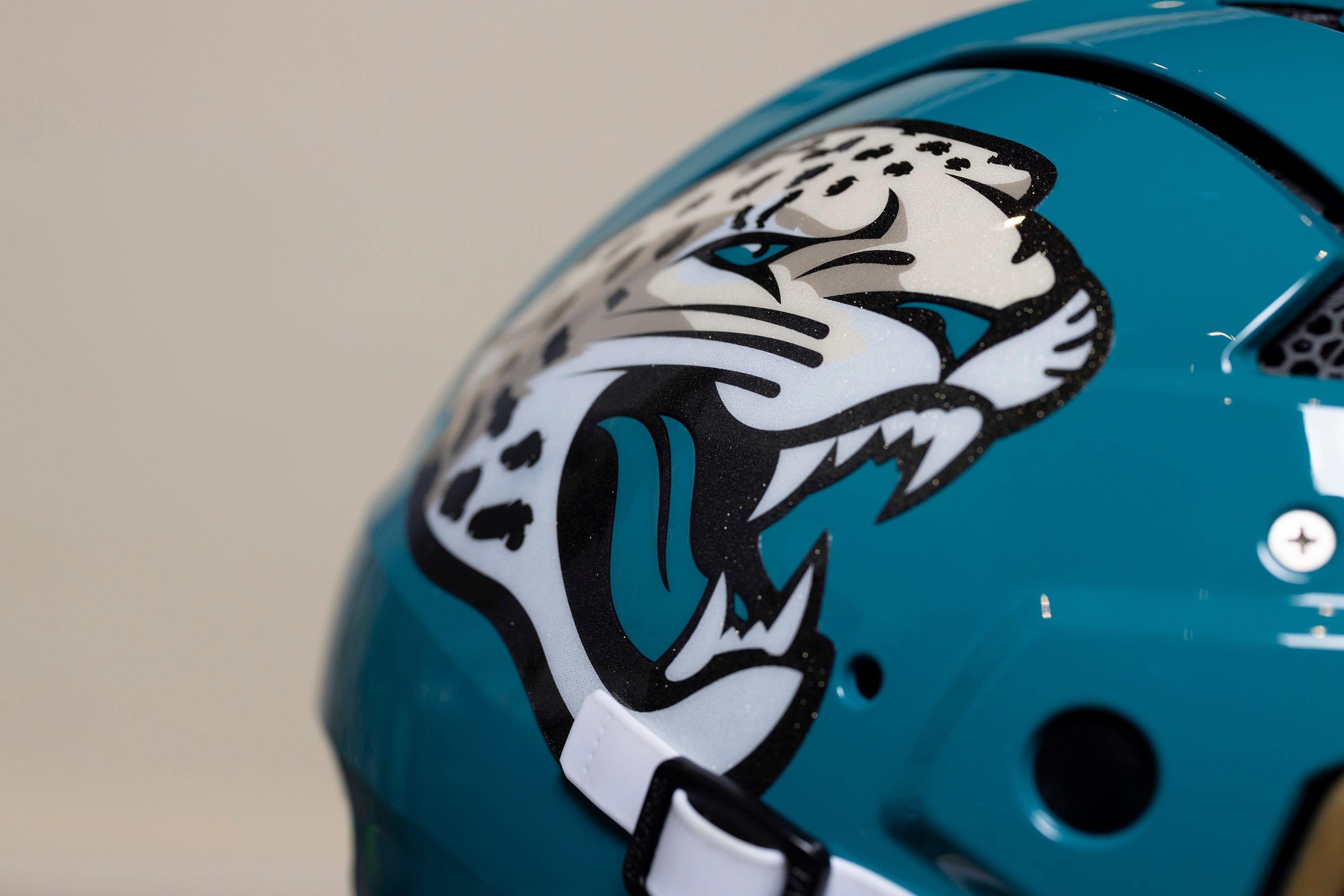 Jaguars to unveil new alternate uniform in Week 8 vs. Colts