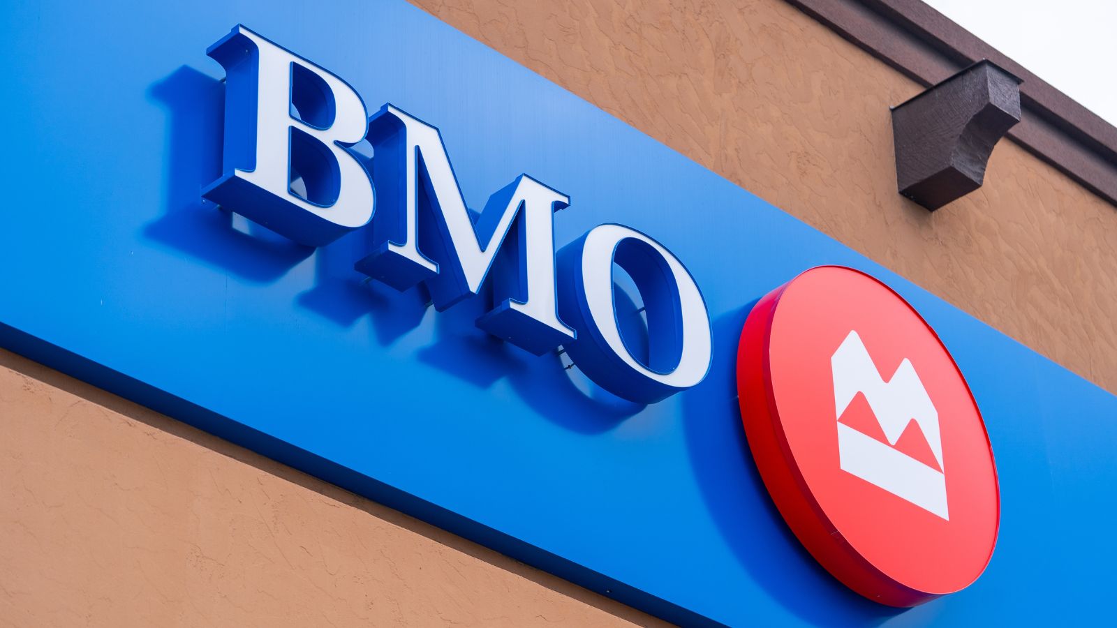 BMO teams with Washington-based finance institute on Canadian defence ...