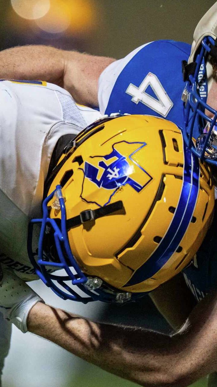 Anderson, McCallum not playing Week 1 for first time since last century