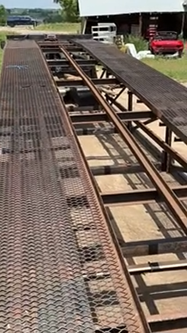 How a wedge trailer makes vehicle transport more practical