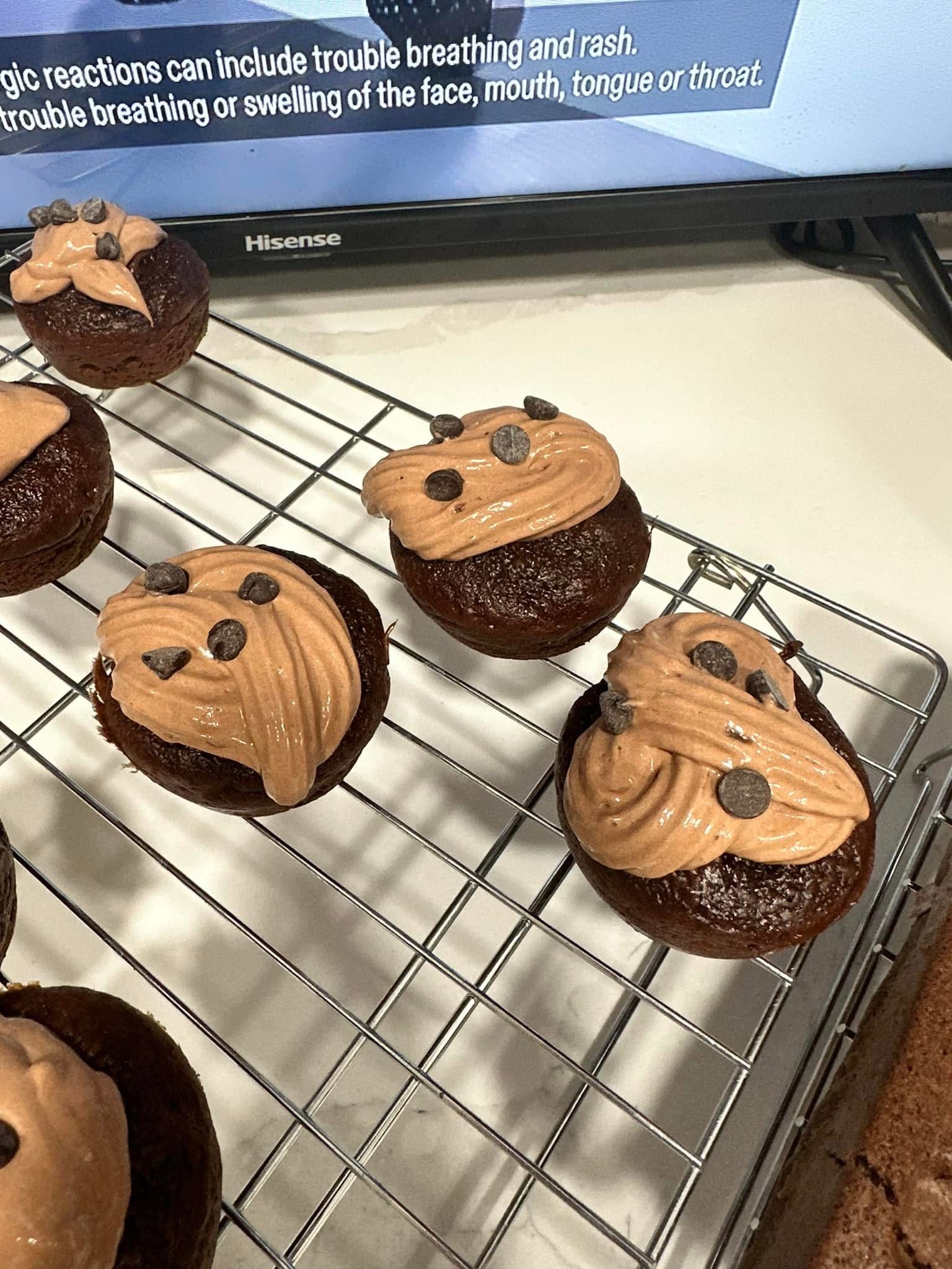 Chocolate mousse protein cupcakes