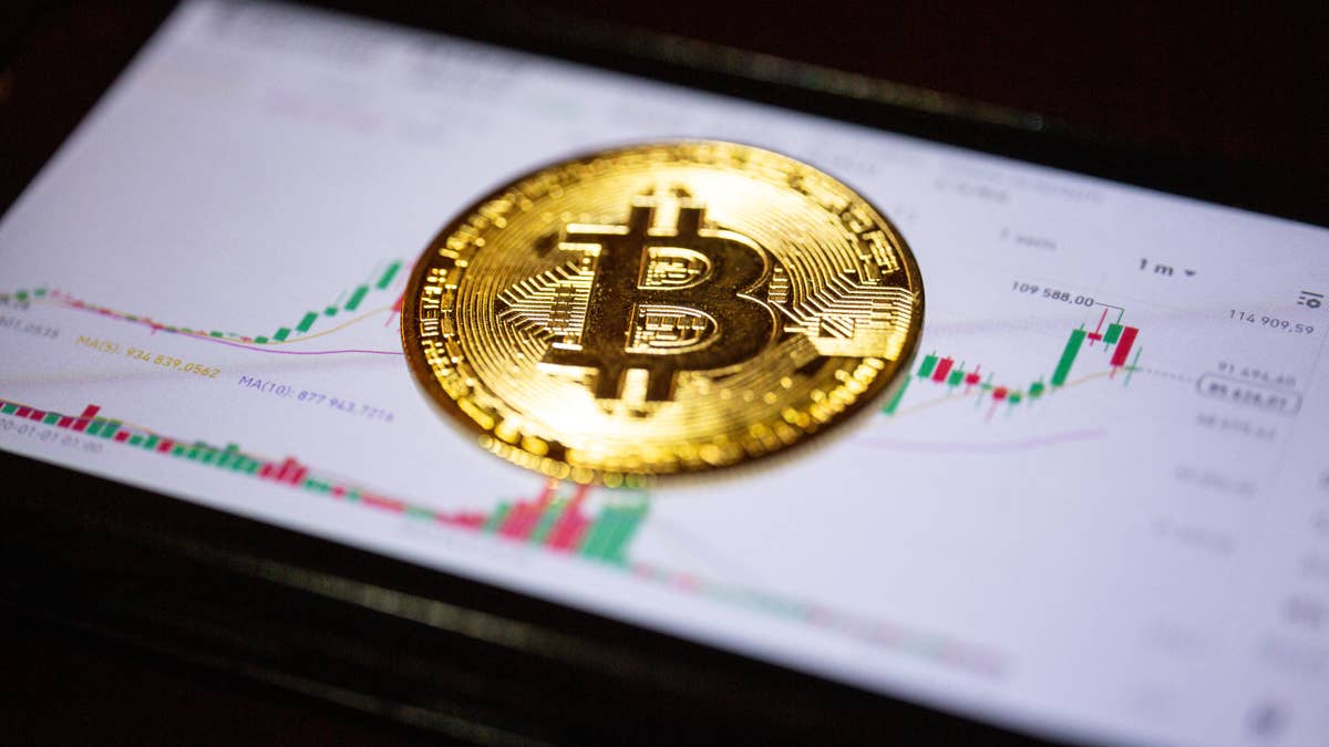 Bitcoin, AI stocks and Elon Musk: Analyst makes 3 bold predictions ...