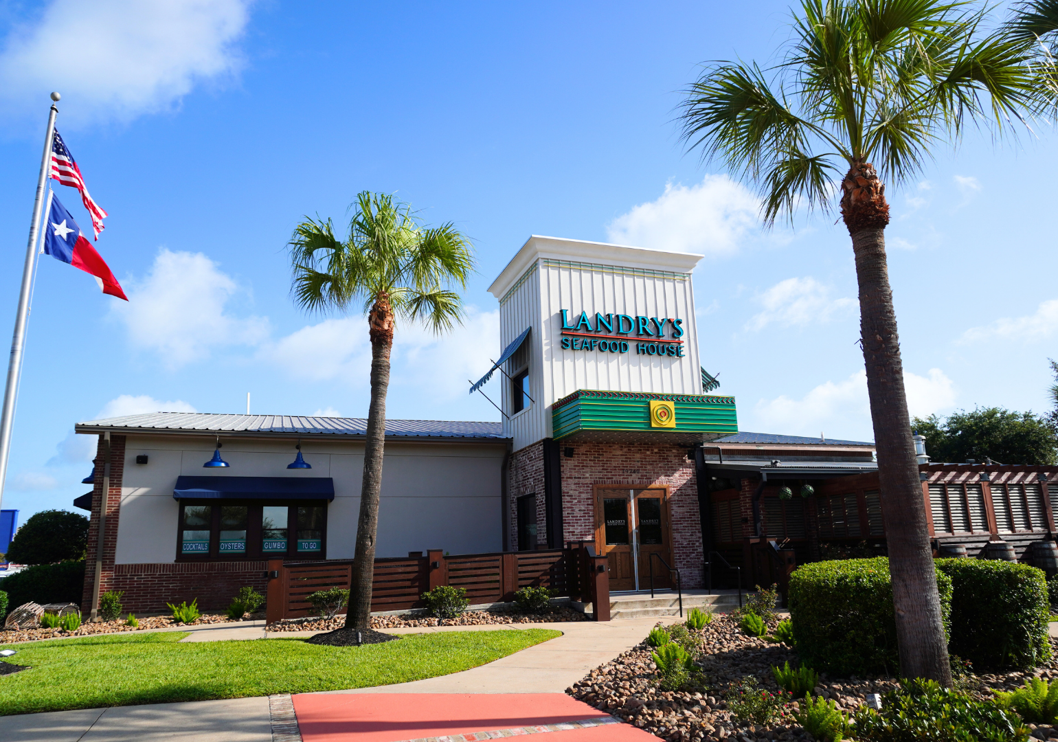 Tilman Fertitta's seafood restaurant sets sail with new Sugar Land store
