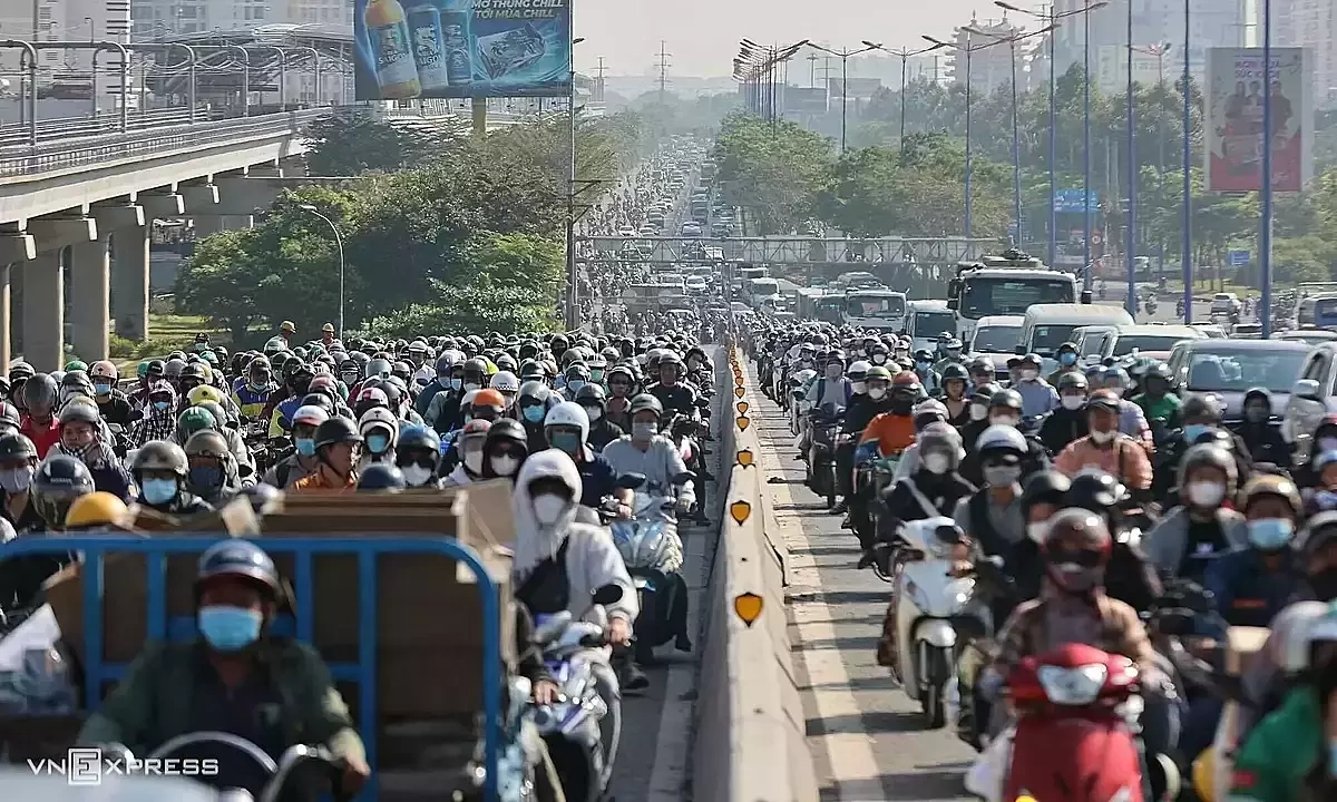 Đề xuất hạn chế xe xăng, dầu không đạt chuẩn vào trung tâm TP HCM giữa năm 2027