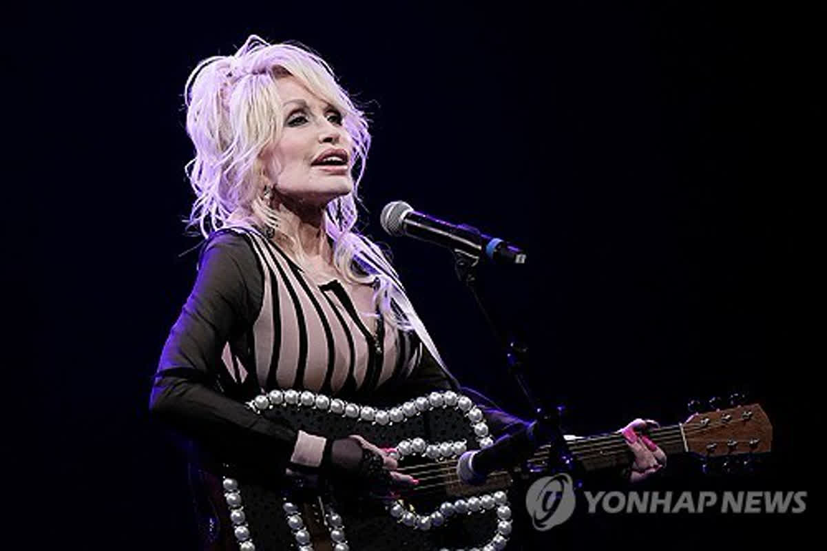미국 '컨트리 음악의 여왕' 돌리 파튼 별세