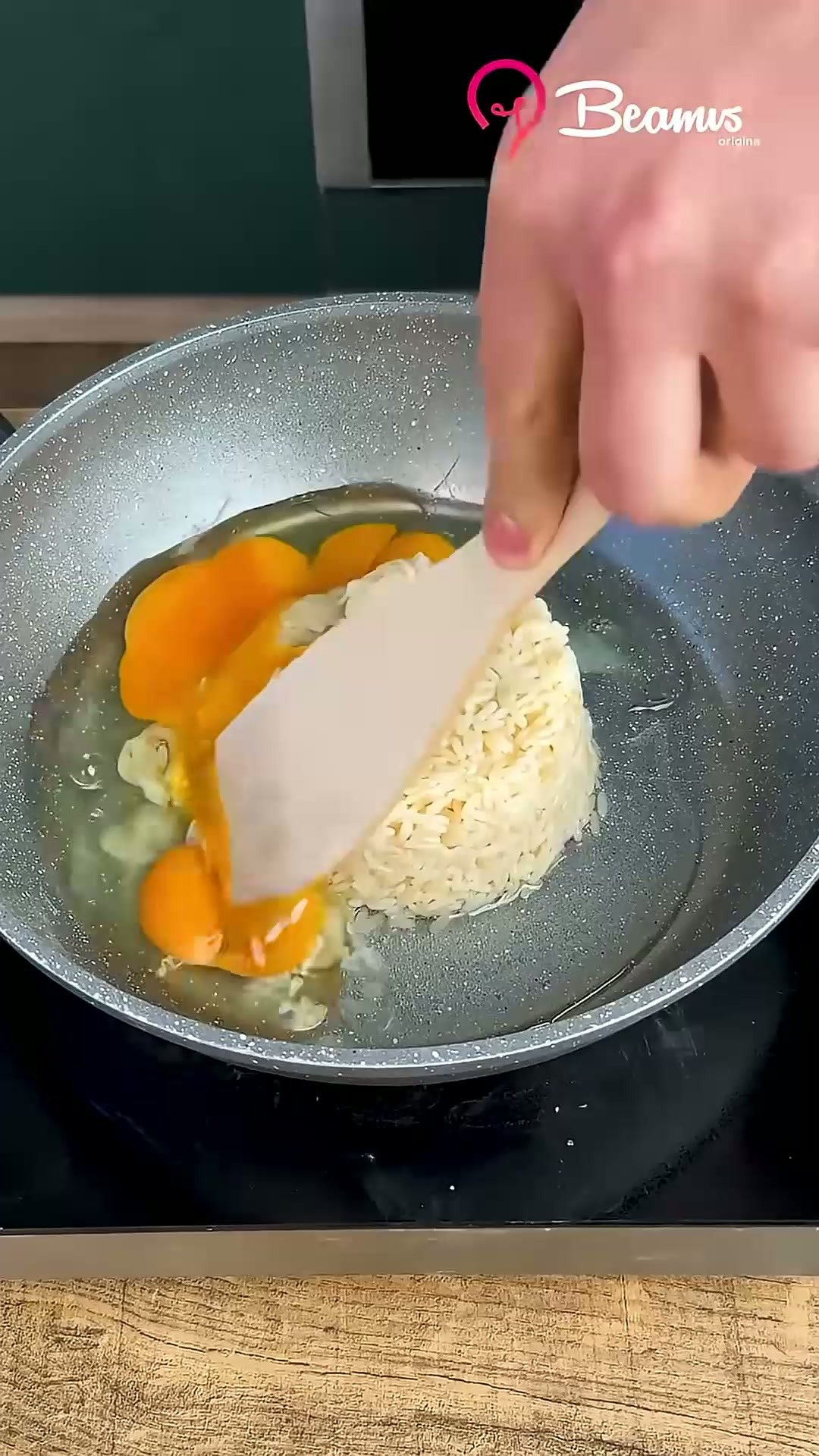Egg rice trick for breakfast #delicious #rice #recipe