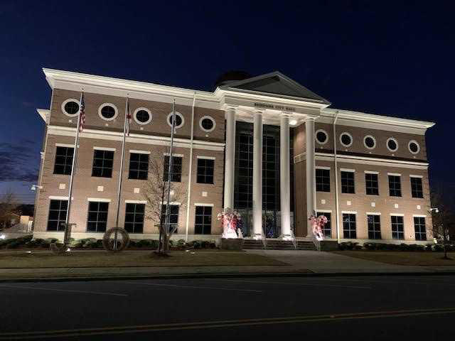 Bessemer mayor pushes back on mayor-elect's plans to take office in October