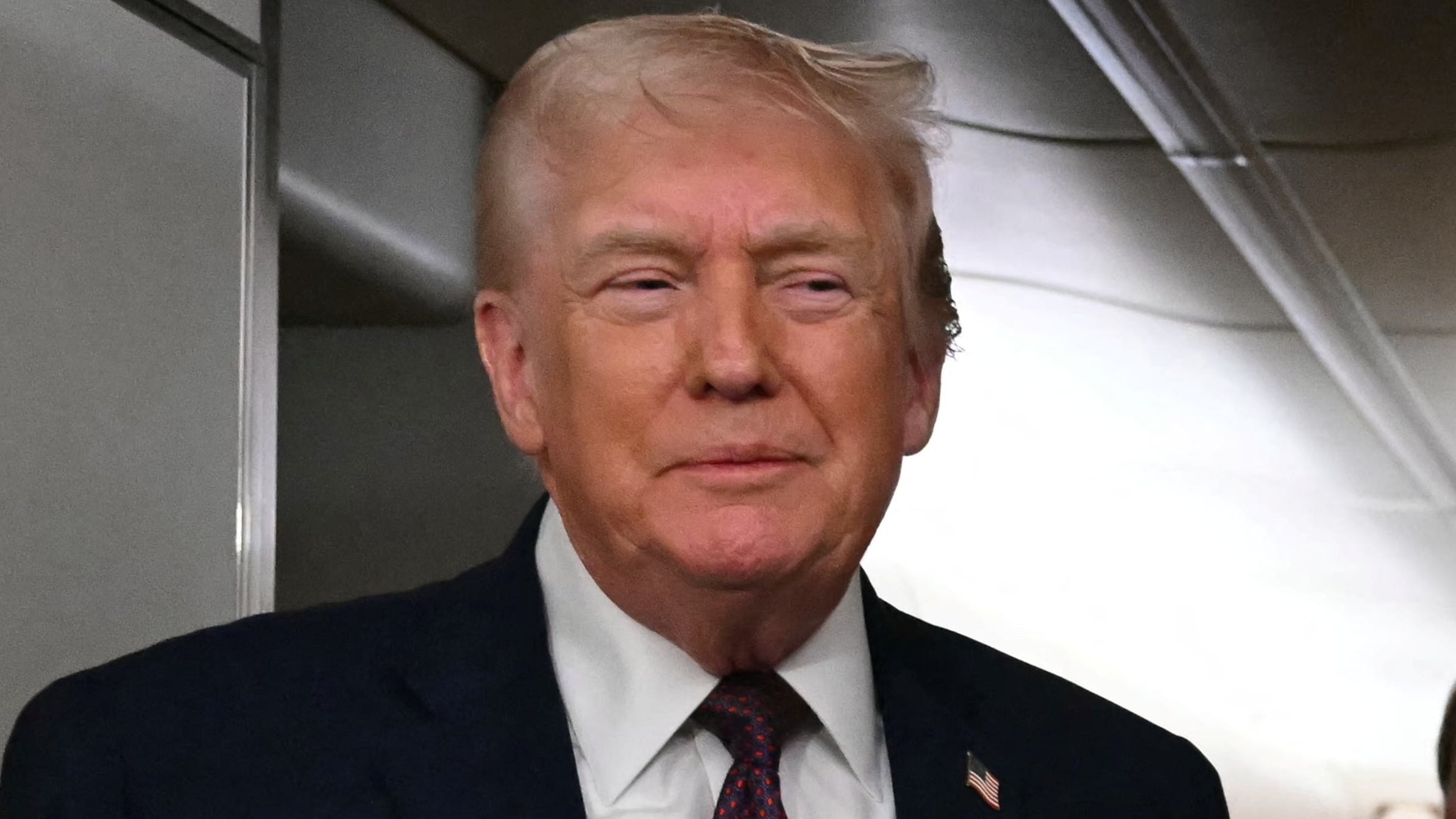 Trump throws top goon under the bus in secret call